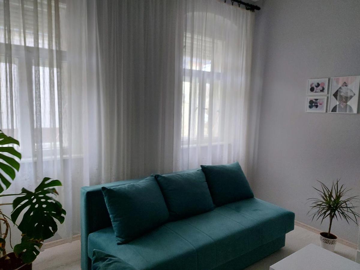 Cozy Apartment In Kikinda ภายนอก รูปภาพ