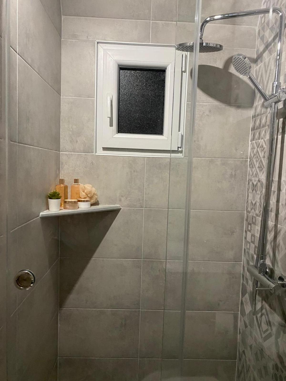 Cozy Apartment In Kikinda ภายนอก รูปภาพ